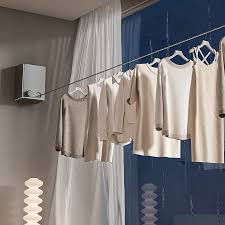 Soga para Colgar la Ropa con Soporte de Pared Regulable.